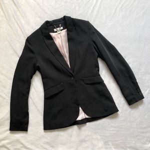 Black Blazer